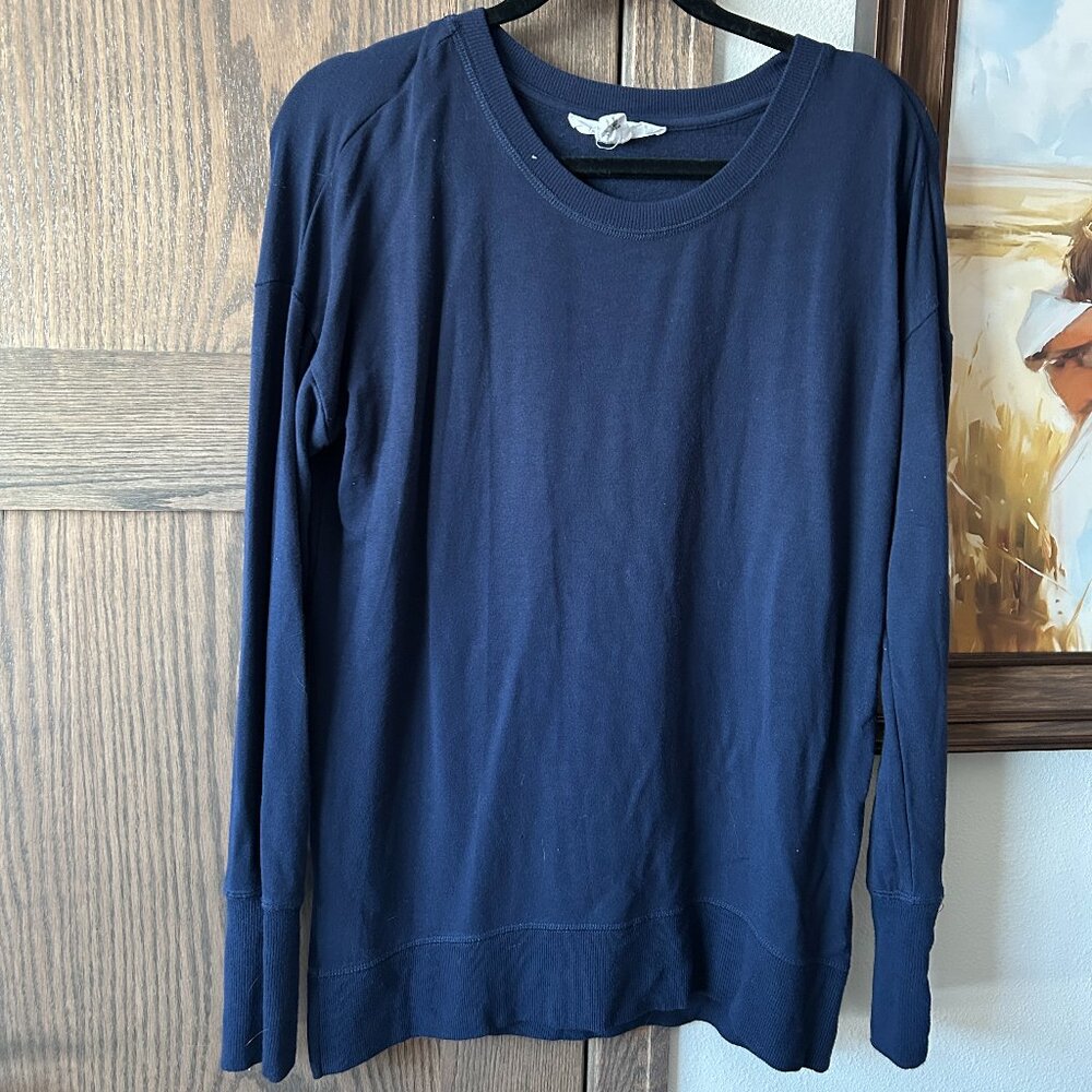 Long sleeve top